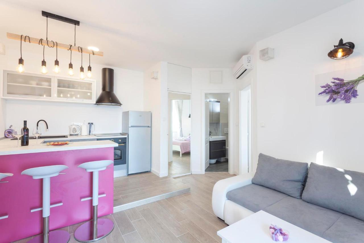 Apartmani Antiqua Živogošće Exteriör bild