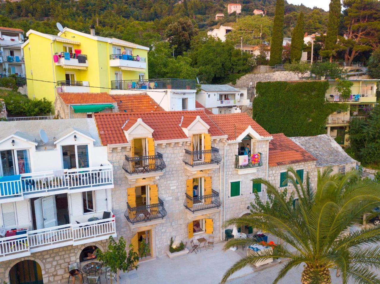 Apartmani Antiqua Živogošće Exteriör bild