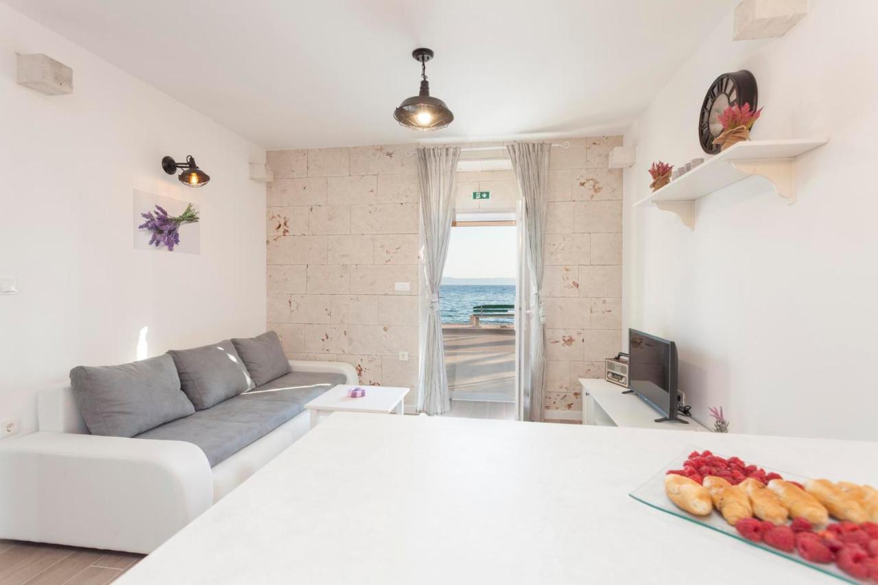 Apartmani Antiqua Živogošće Exteriör bild